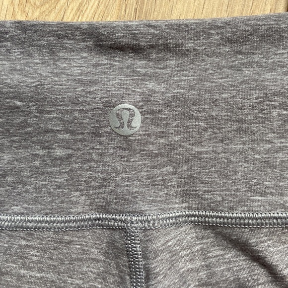 Lululemon wonder unders size 6 - Picture 3 of 5